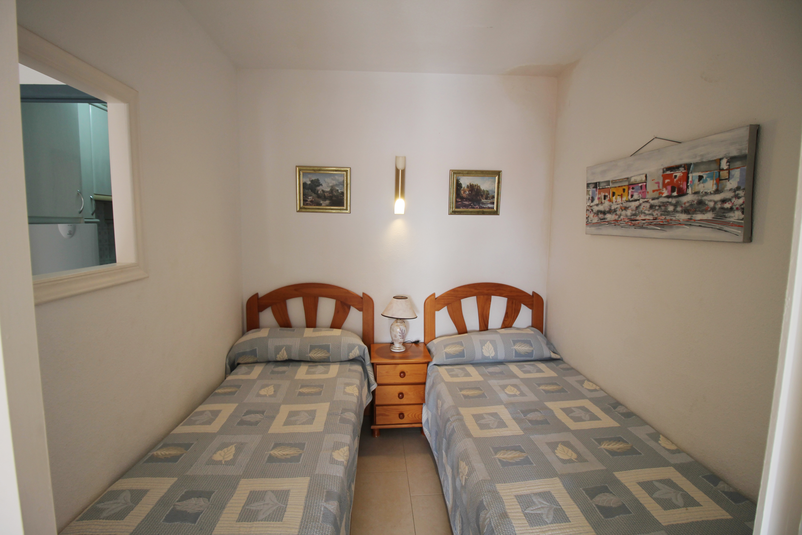 06 Apartamento de 1 dormitorio en levante, a 1 minuto de la playa, ideal como inversión
