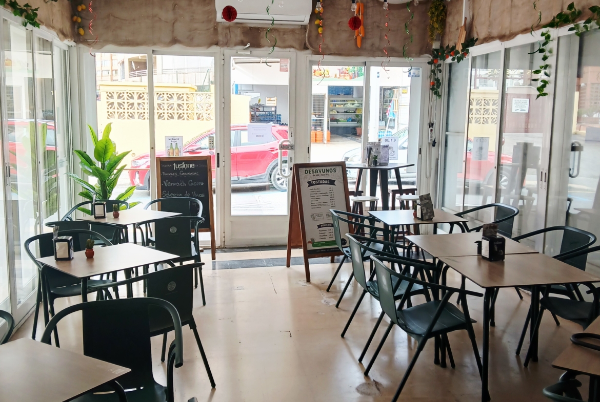 Bar/Restaurante – Totalmente reformada y equipada, Benidorm