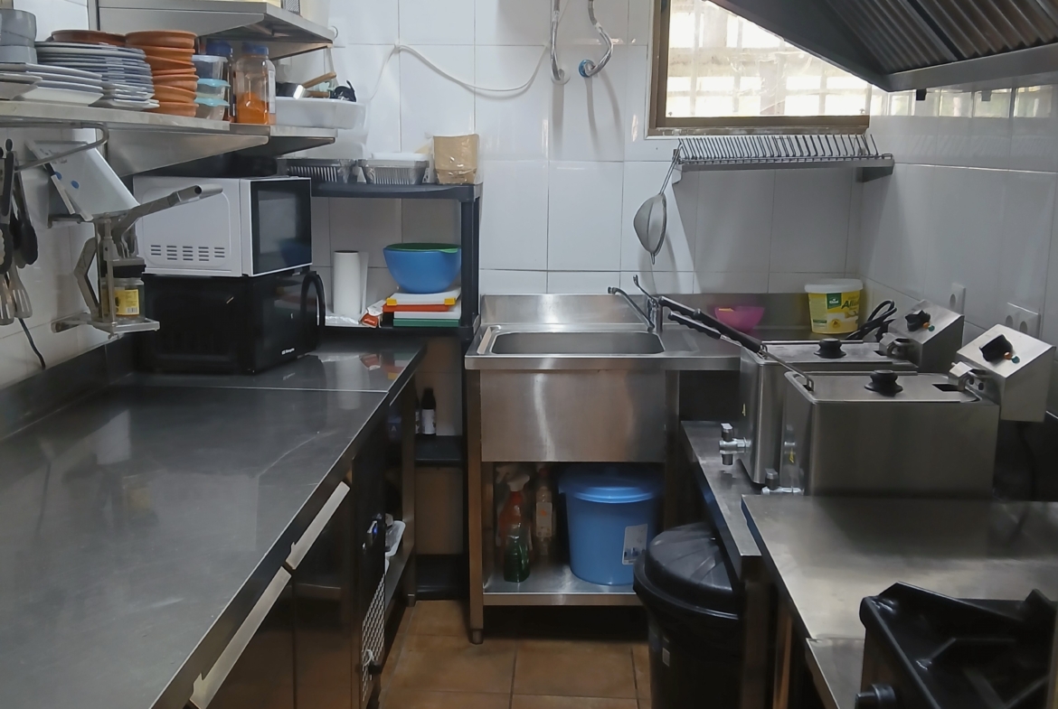 Bar/Restaurante – Totalmente reformada y equipada, Benidorm