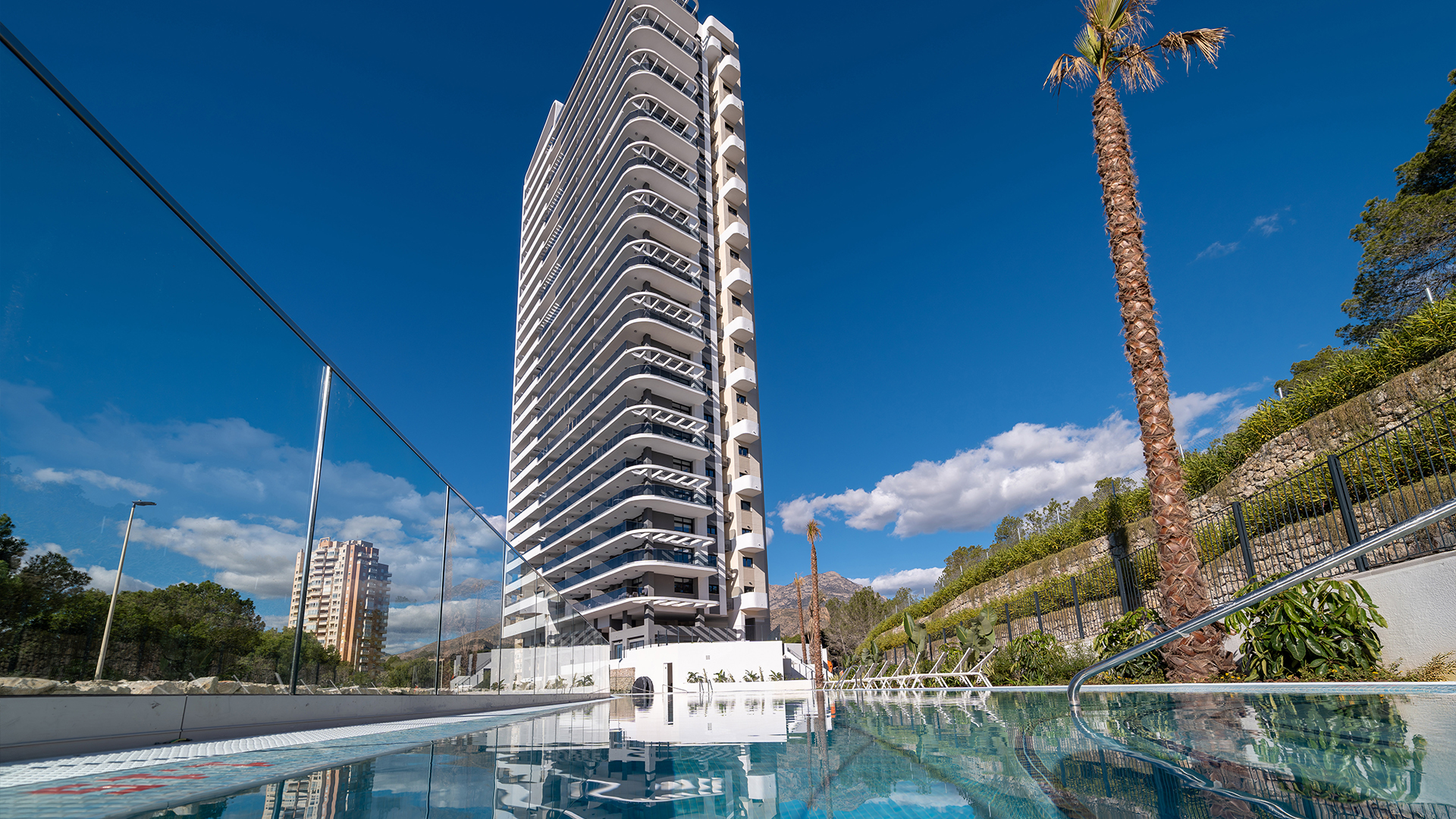 Eagle Tower – Exclusivos apartamentos de obra nueva en Benidorm