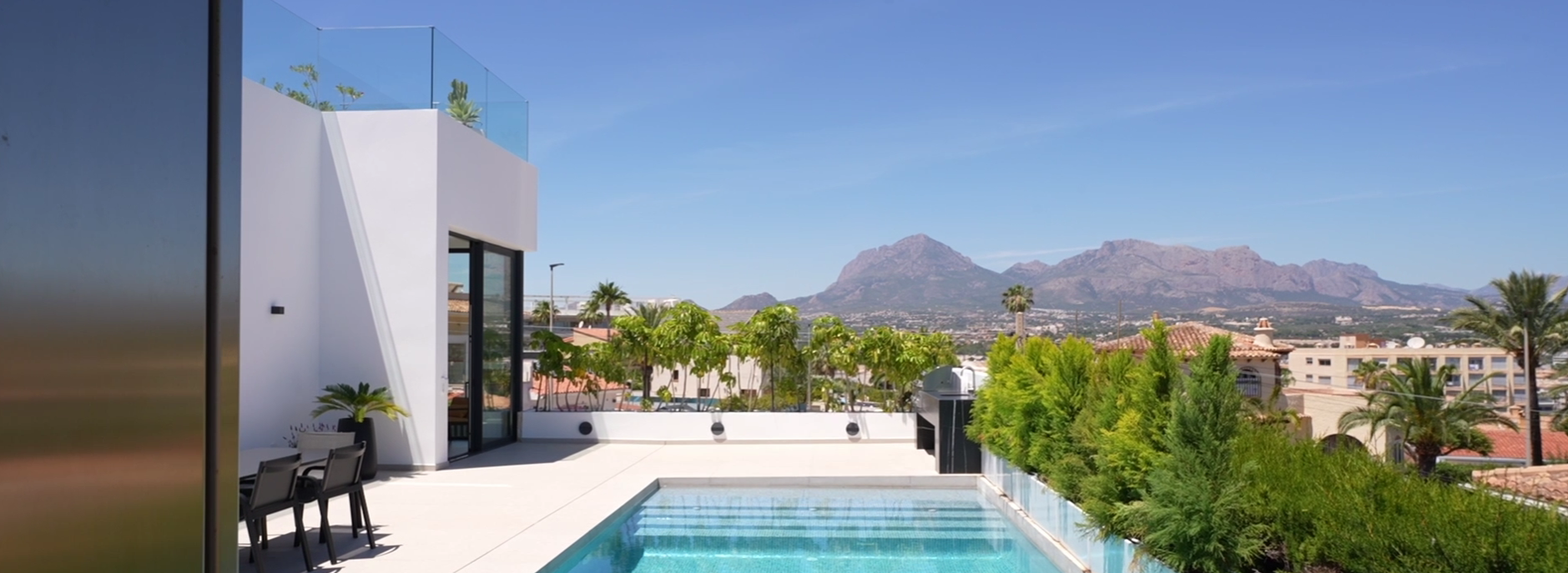 Villa Vega, Una joya arquitectónica en El Albir