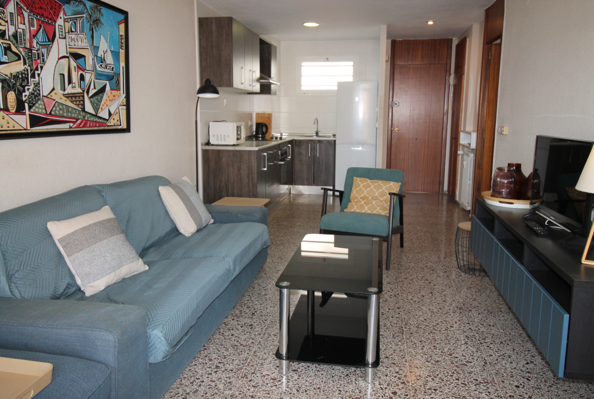 Bonito apartamento en el edificio Cervantes, playa de Levante