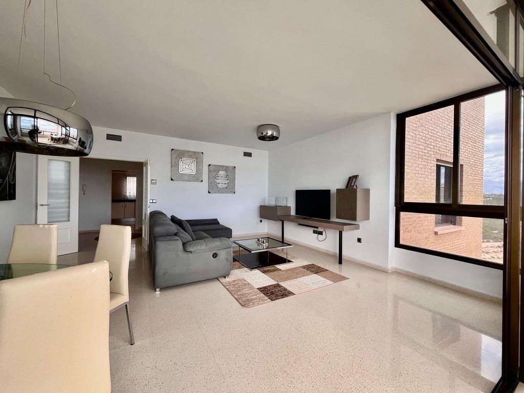 Exclusiva vivienda con licencia turística, Playa de poniente