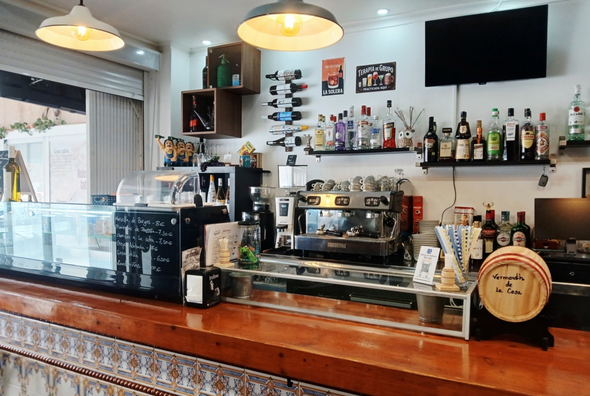 Bar/Restaurante – Totalmente reformada y equipada, Benidorm