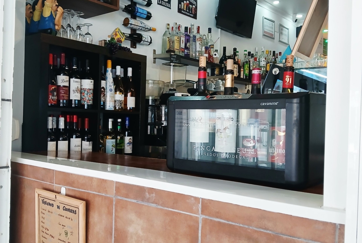 Bar/Restaurante – Totalmente reformada y equipada, Benidorm