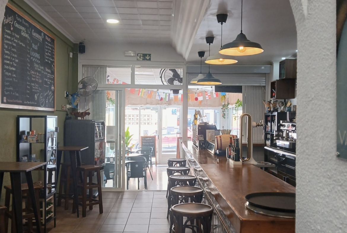 Bar/Restaurante – Totalmente reformada y equipada, Benidorm