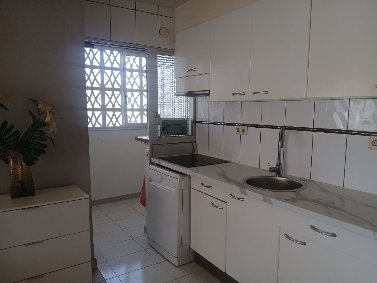 photo_5967516523180002752_y Oportunidad de inversión! Apartamento 1+1 , cerca del hotel Belroy
