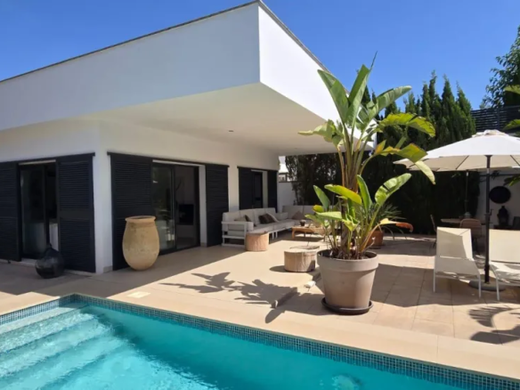 Impresionante casa en el Albir de una sola planta