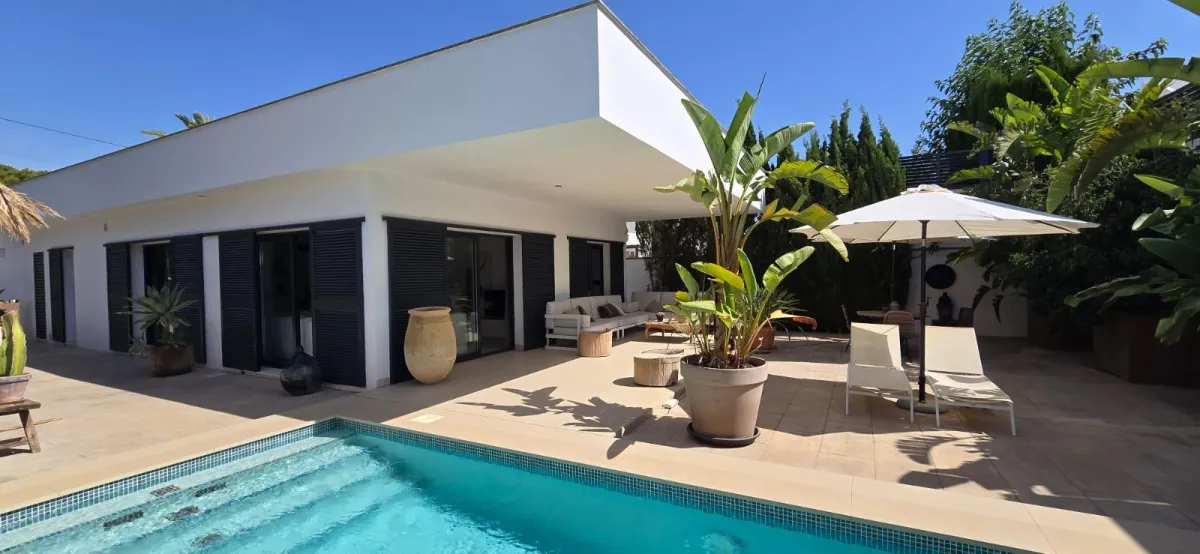 tmpdtsiv67f (1) Impresionante casa en el Albir de una sola planta