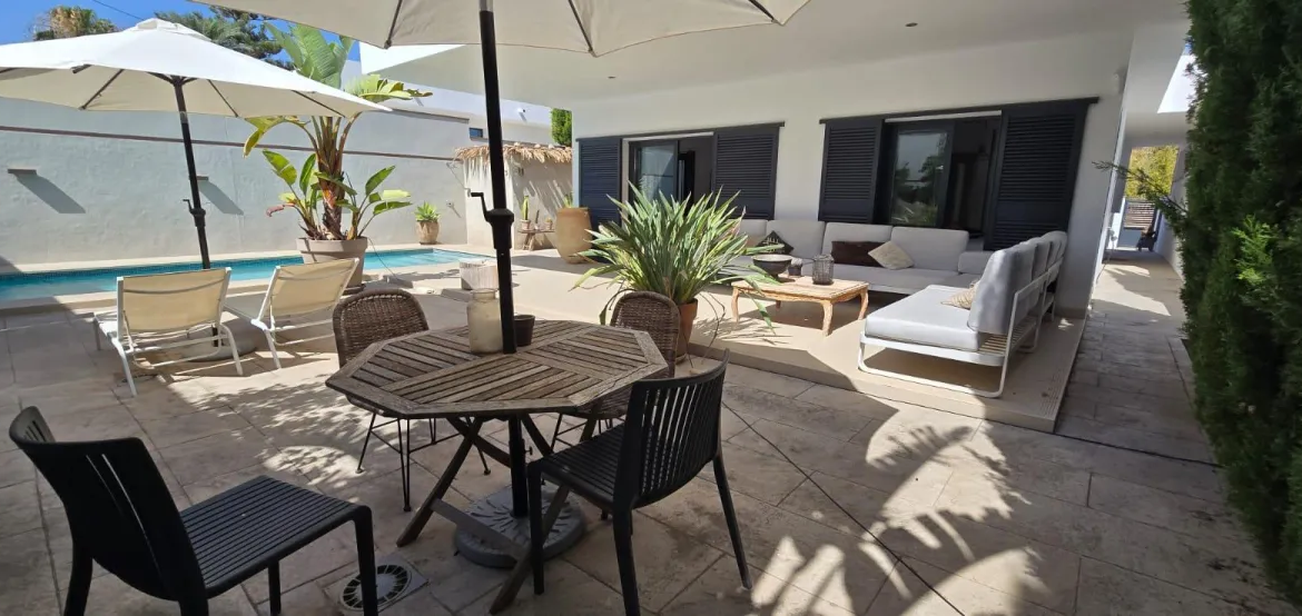 Impresionante casa en el Albir de una sola planta